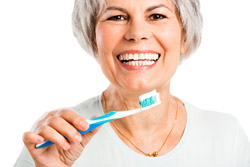 Top 3 Dental Risks For Seniors | Globe Life